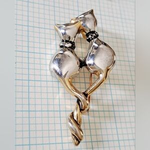 Gold Cat Love Pendant Brooch Pin